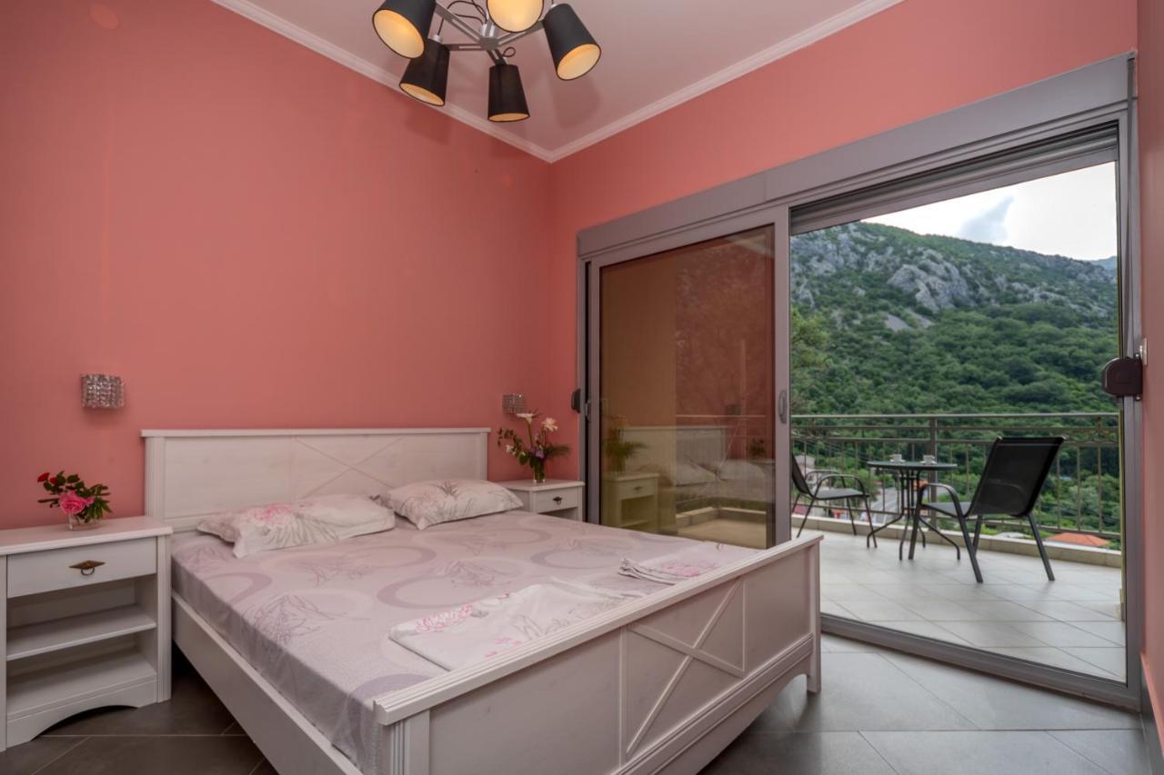 Villa Montenegrina Petrovac na moru Exterior foto