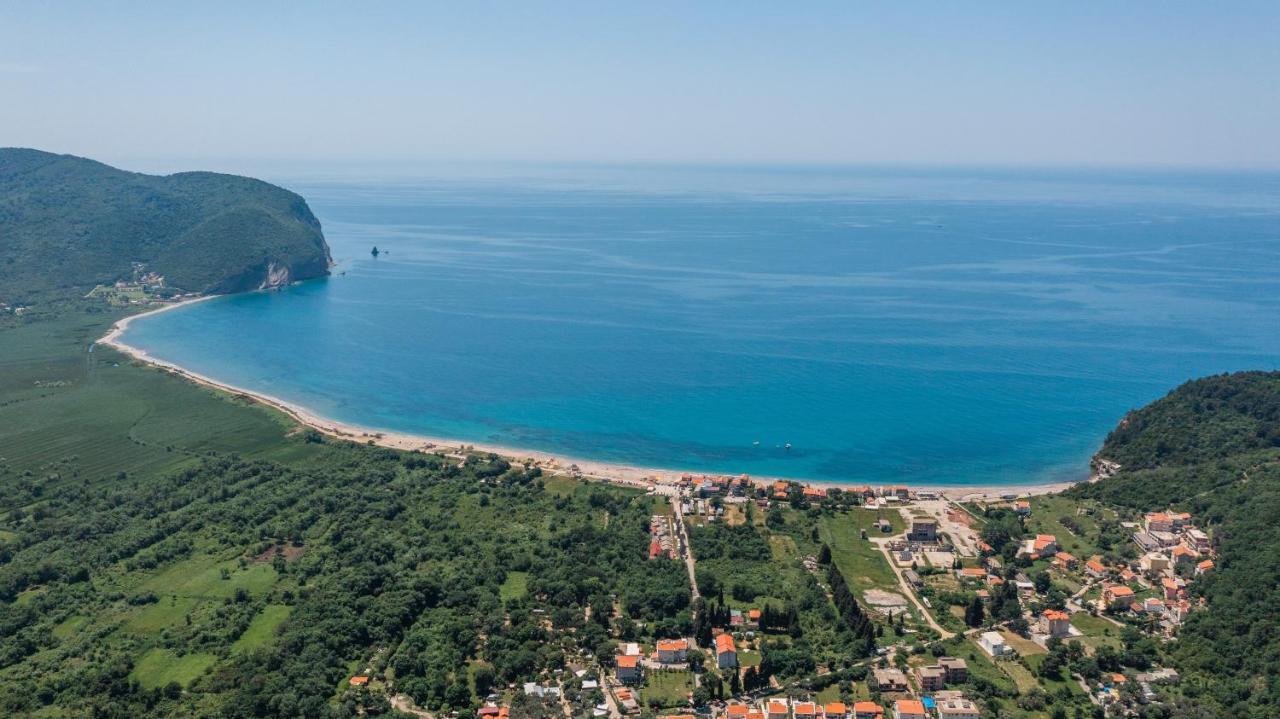 Villa Montenegrina Petrovac na moru Exterior foto
