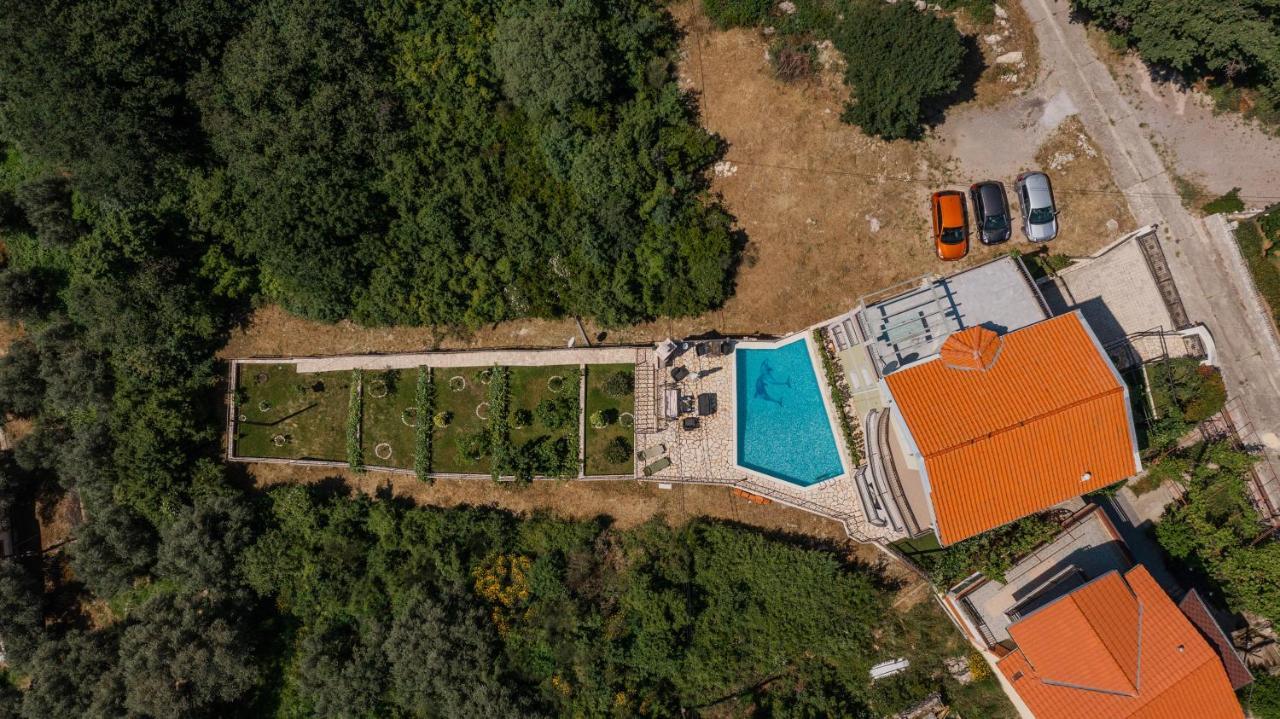 Villa Montenegrina Petrovac na moru Exterior foto